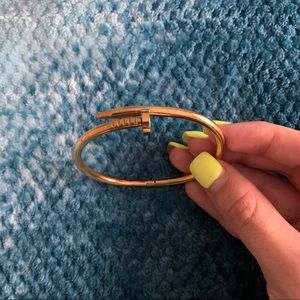 Gold bracelet